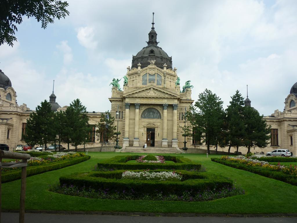 Irisz Apartman Budapest Ngoại thất bức ảnh